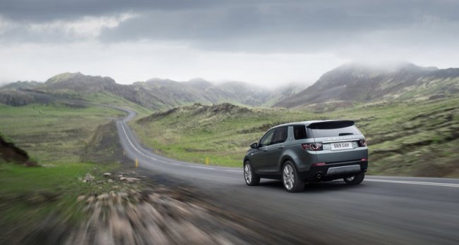 Новый внедорожник Land Rover Discovery Sport