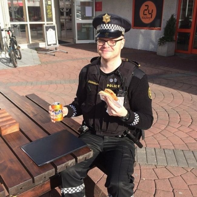 Фотодневник полиции Испландии