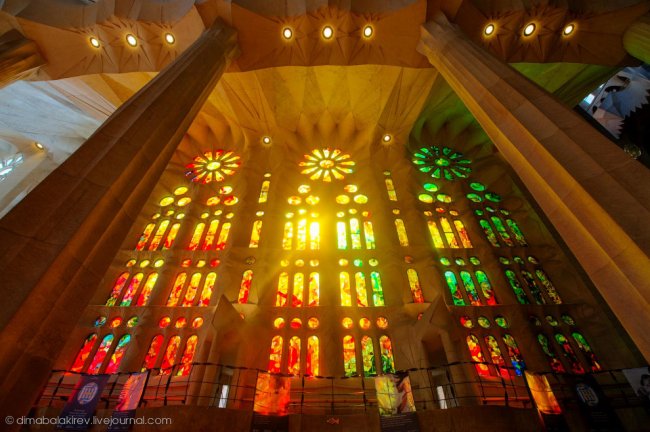 Sagrada Familia или Храм Святого Семейства