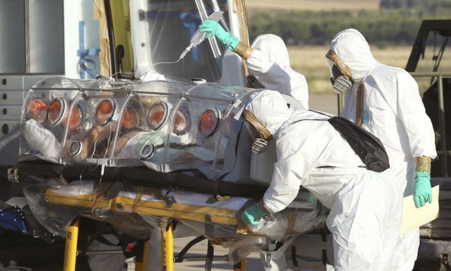 Завернутые в полиэтилен: вирус Эбола