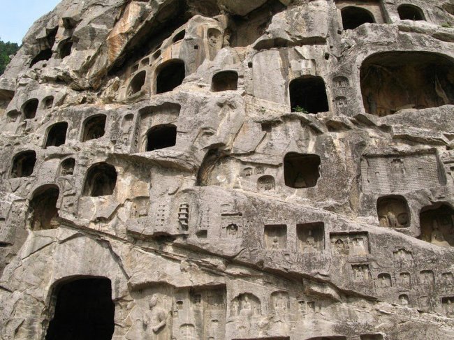 Лунмэнь – каменные пещеры у Драконовых ворот
