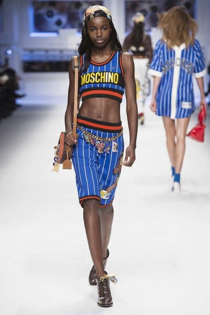 Неделя моды в Милане: Moschino осень-зима 2015