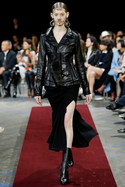 Неделя высокой моды в Париже: Givenchy осень 2015