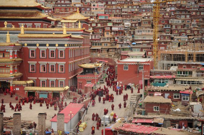 Впечатляющий тибетский монастырь Седа
