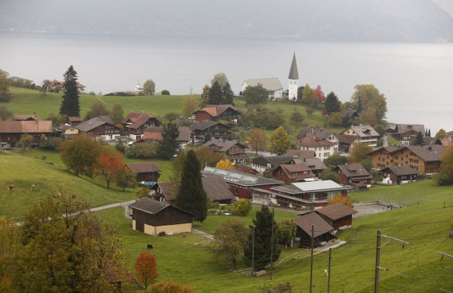 Секретные бункеры и бомбоубежища Швейцарии