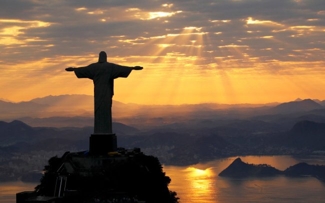 Символ Рио-де-Жанейро и Бразилии