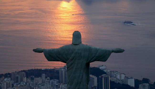Символ Рио-де-Жанейро и Бразилии