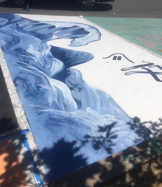 Американским школьникам разрешили раскрасить свое парковочное место