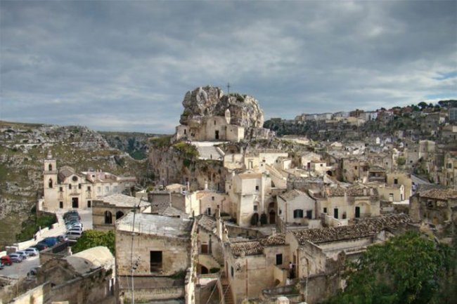 Древний город Матера – один из первых населенных пунктов в Италии