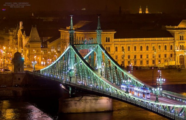 Праздничный Будапешт