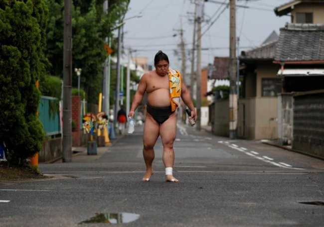 Тайный мир японских элитных борцов сумо