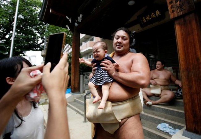 Тайный мир японских элитных борцов сумо