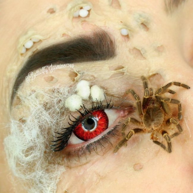 Экстремальный макияж с мертвыми насекомыми