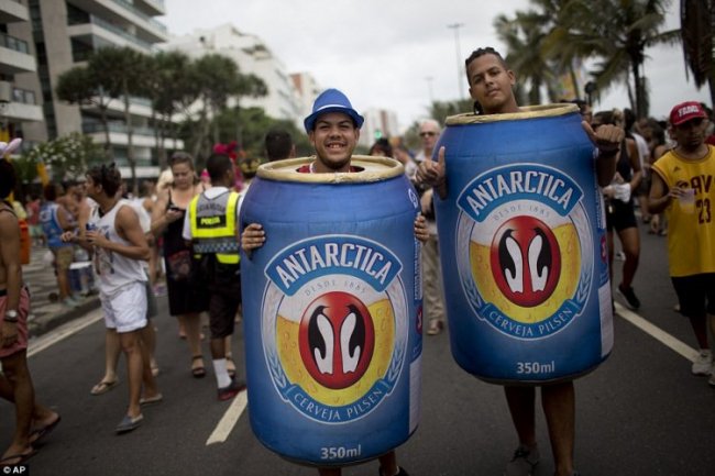 Веселое шествие в Рио-де-Жанейро