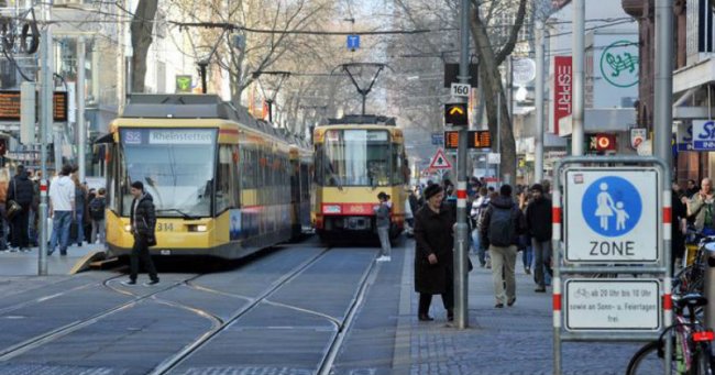 Общественный транспорт в Германии станет бесплатным?