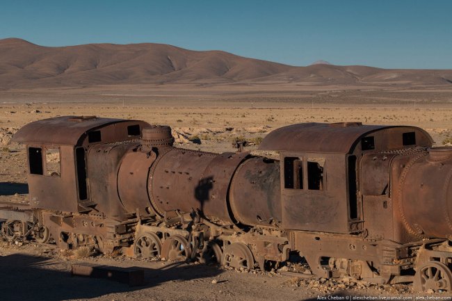 Кладбище паровозов в Боливии