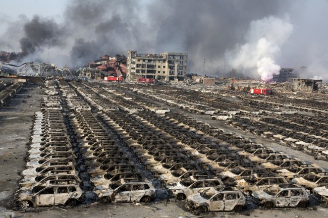 Взрывы в порту Тяньцзиня