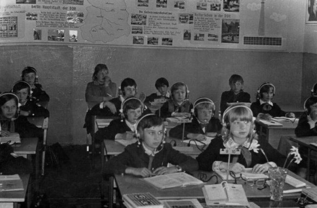 Почему в школах СССР массово изучали немецкий