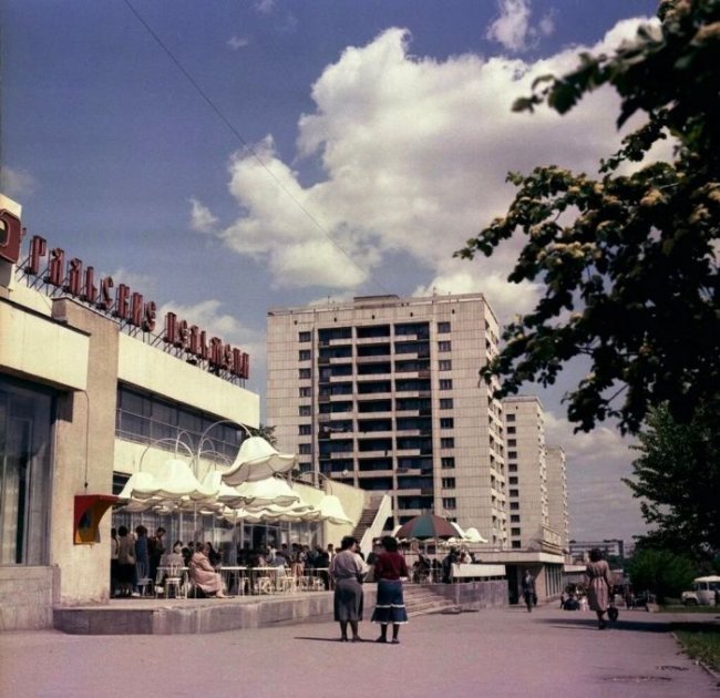 Ресторан «Уральские пельмени» в СССР