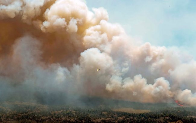 Лесные пожары в Канаде 2023