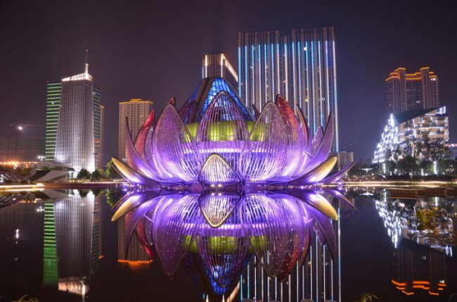 Выставочный центр «Lotus» в Чанчжоу