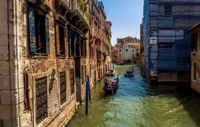 7 самых красивых городов на каналах