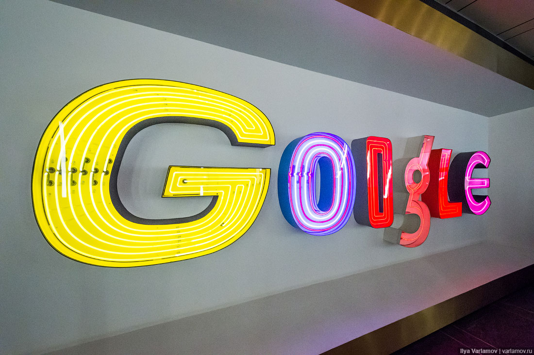 Офисные гугл фото 3д логотипы 2020. Google Office. Офис Google Варламов.