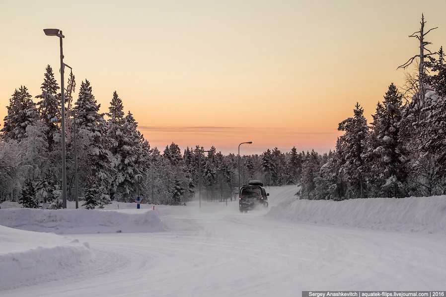 Финляндия январь. Зимняя дорога в Финляндии. Дороги в Финляндии зимой. Финляндия в январе. Дороги в Финляндии зимой фото.
