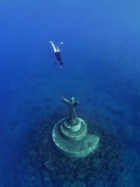 Самые интересные подводные достопримечательности мира