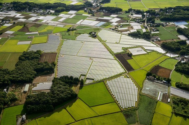 Японские солнечные панели: вид сверху