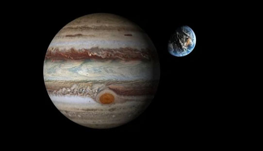 Астрономы зафиксировали взpыв на Юпитере. Марс-планета перевертыш. Земля увеличивается в размерах?