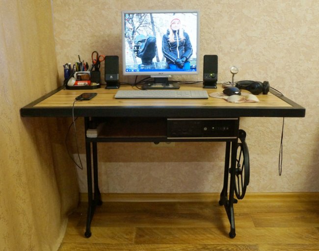 Компьютерный стол в стиле лофт своими руками