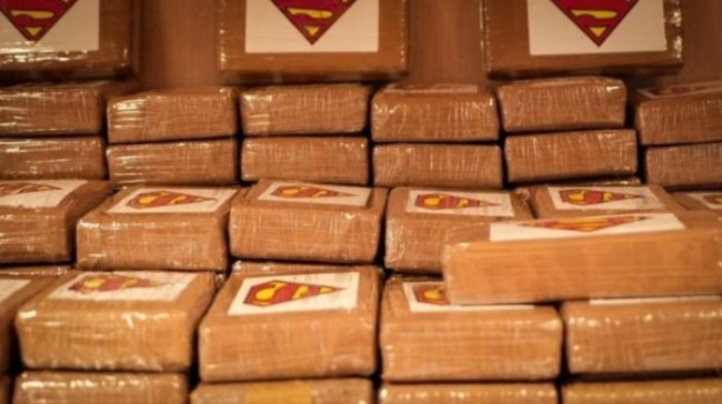 Как «кокаиновые подлодки» везут наркотики из Латинской Америки в Европу